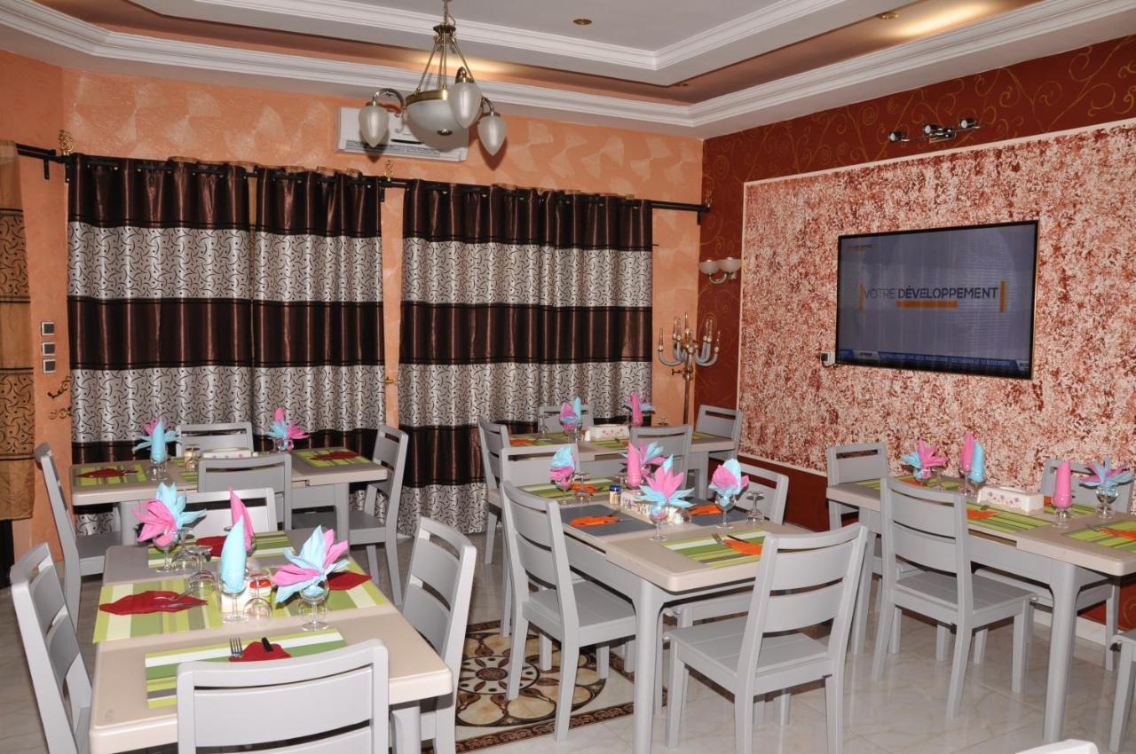 Diamond Hotel Cotonou Buitenkant foto