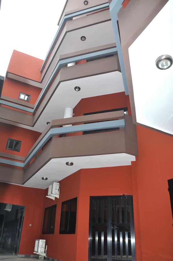 Diamond Hotel Cotonou Buitenkant foto